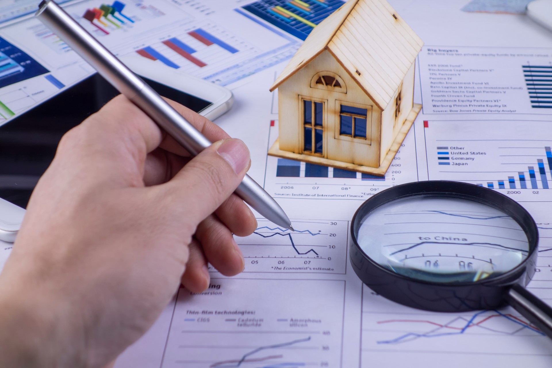 Analyzing real estate information with a pen in hand